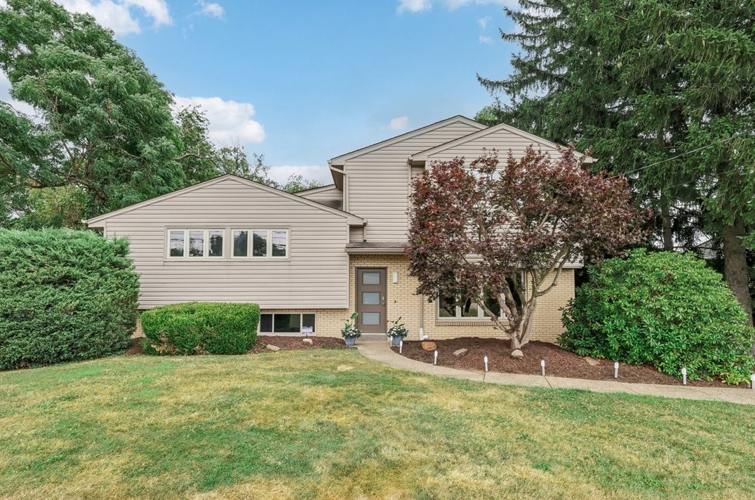 338 Kittanning Pike, Pittsburgh, PA 15215
