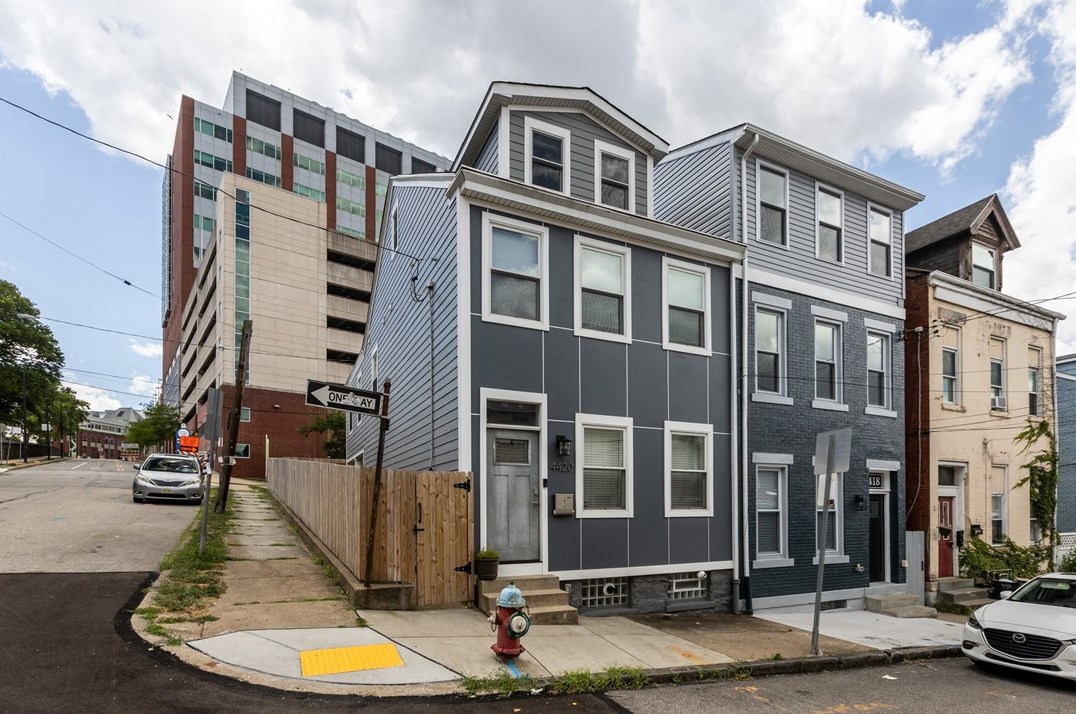 4420 Sherrod St, Pittsburgh, PA 15201