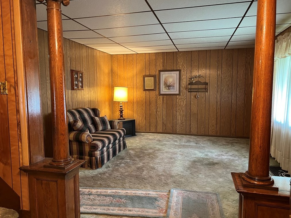 102 N Wayne St, New Castle, PA 16102
