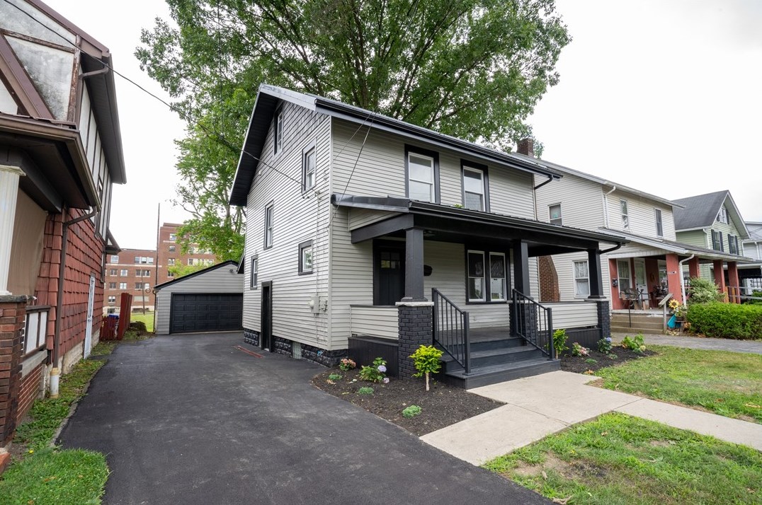 209 W Sheridan Ave, New Castle, PA 16105
