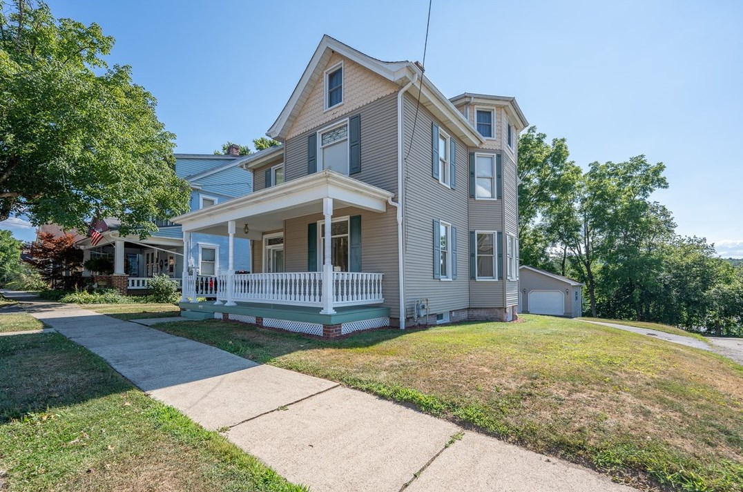 700 High St, Saltsburg, PA 15681