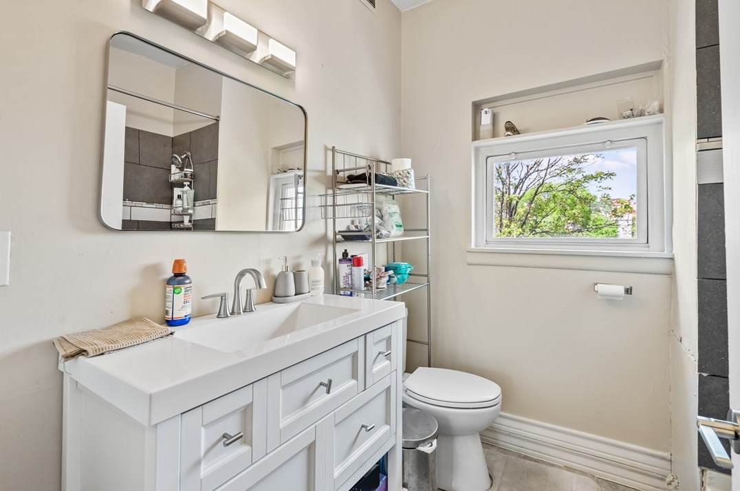 109 Linnview Ave, Pittsburgh PA  15210-3717 exterior