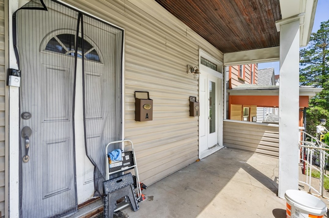 109 Linnview Ave, Pittsburgh PA  15210-3717 exterior