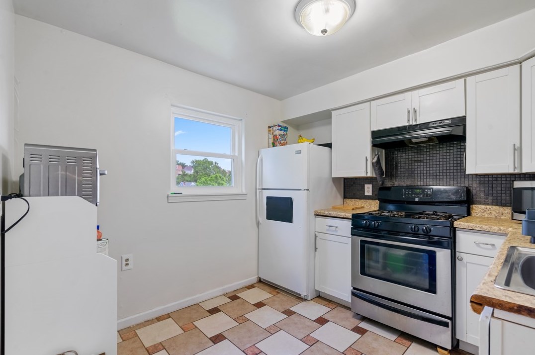 109 Linnview Ave, Pittsburgh PA  15210-3717 exterior