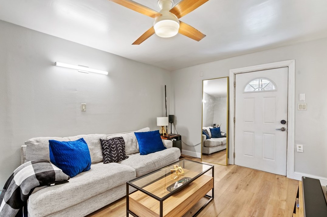 109 Linnview Ave, Pittsburgh PA  15210-3717 exterior