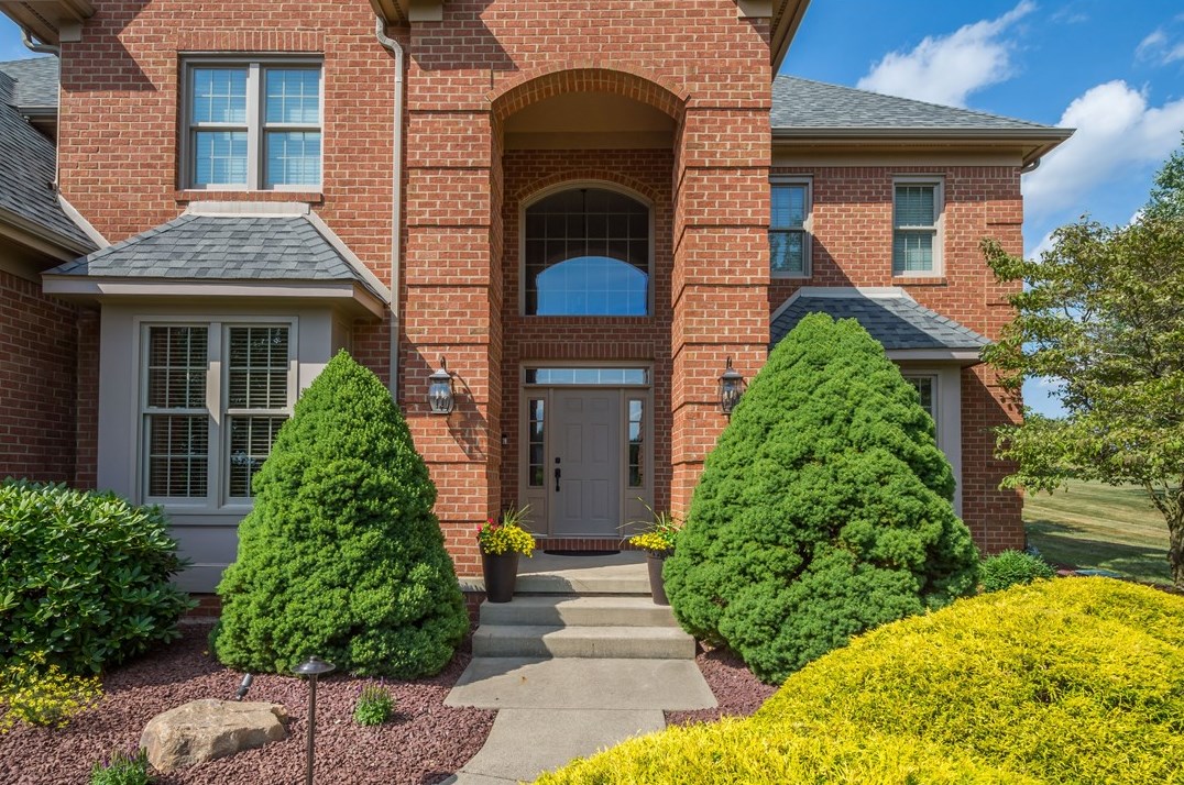 3012 E Ridge Dr, Gibsonia, PA 15044