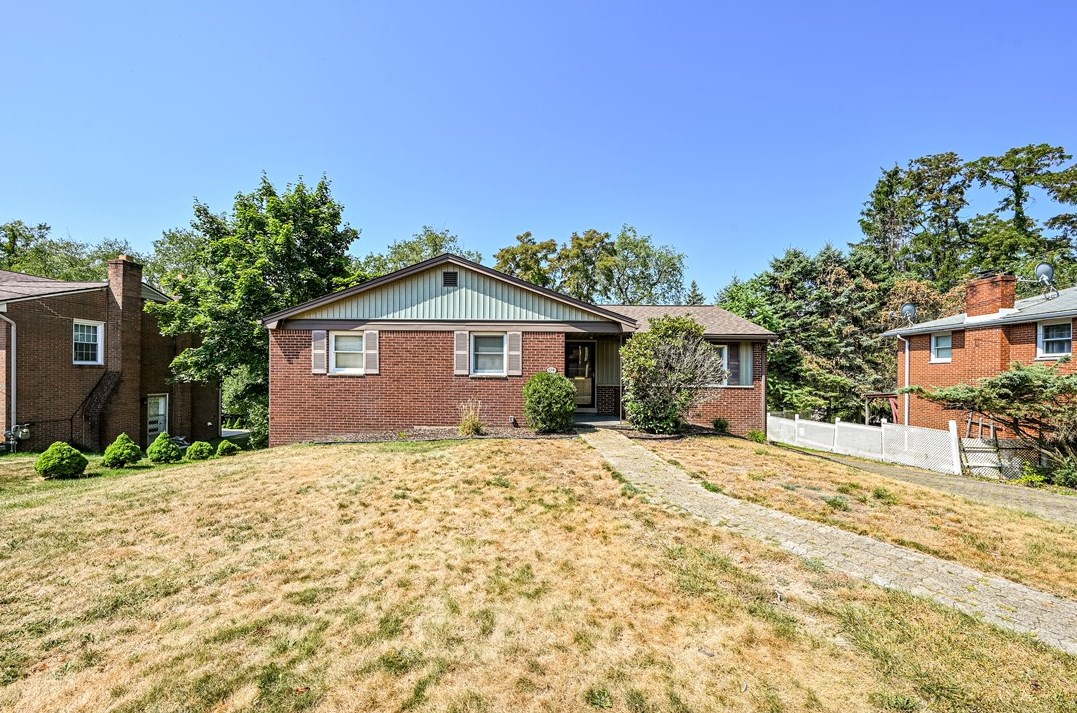 350 Coleman Dr, Monroeville, PA 15146