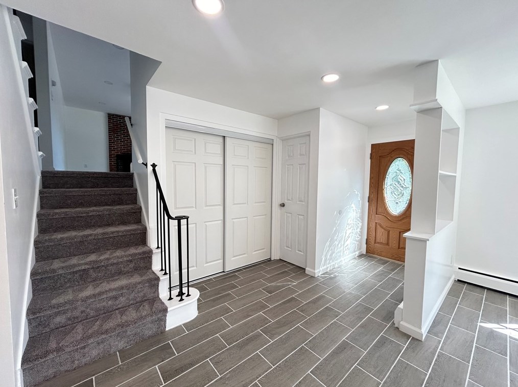 1227 Harvest Dr, Monroeville, PA 15146