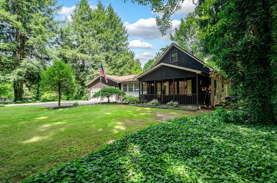 304 Orlando Ave, New Castle, PA 16105