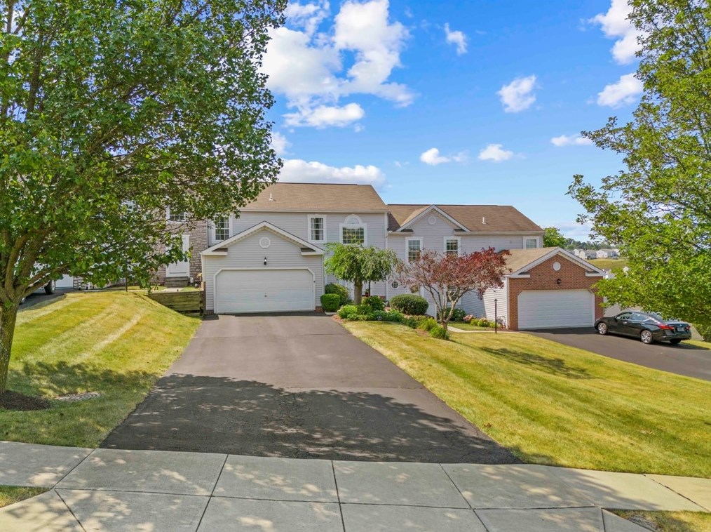 226 Brae Glen Dr North, Canonsburg, PA 15317