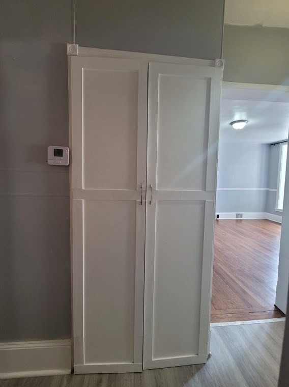 1907 Chislett St, Pittsburgh PA 15206-1041 exterior