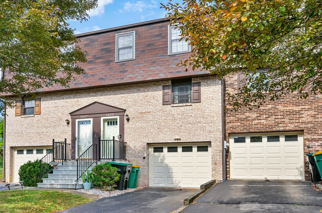 5029 Harvest Ln, Gibsonia, PA 15044