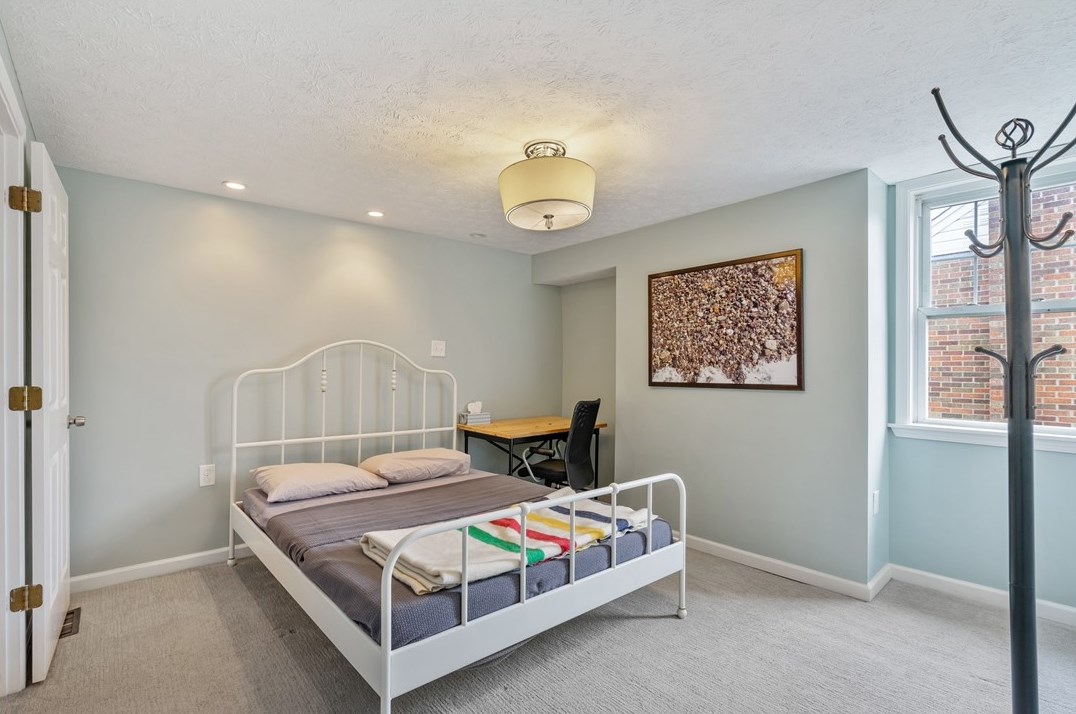 257 38 St, Pittsburgh PA 15201-1854 exterior