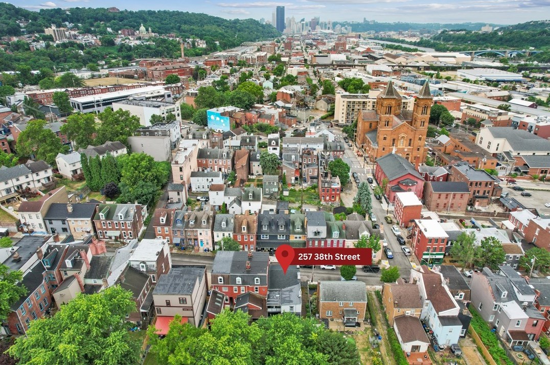 257 38 St, Pittsburgh PA 15201-1854 exterior