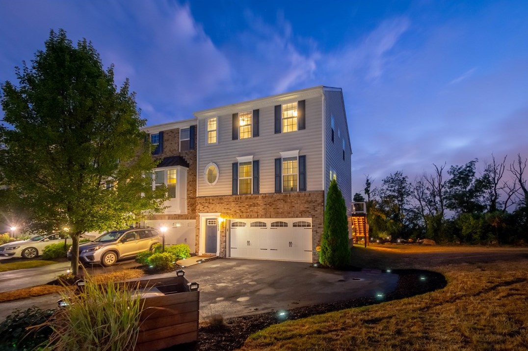 1173 Bayberry Dr North, Canonsburg, PA 15317