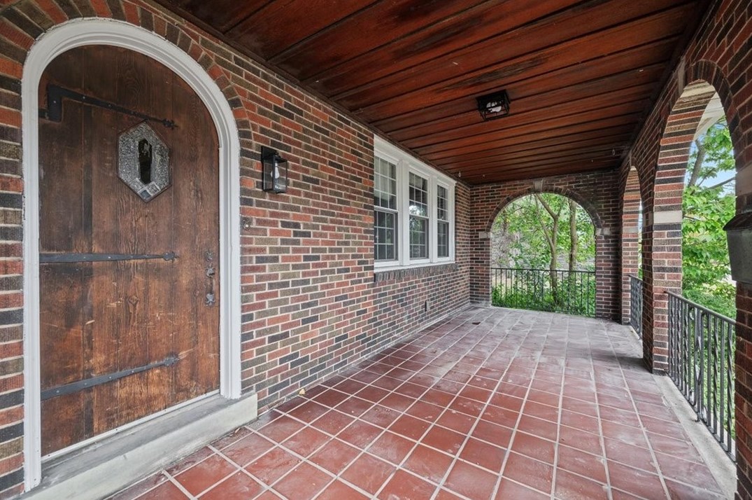 3208 Brownsville Rd, Pittsburgh, PA 15227-2432