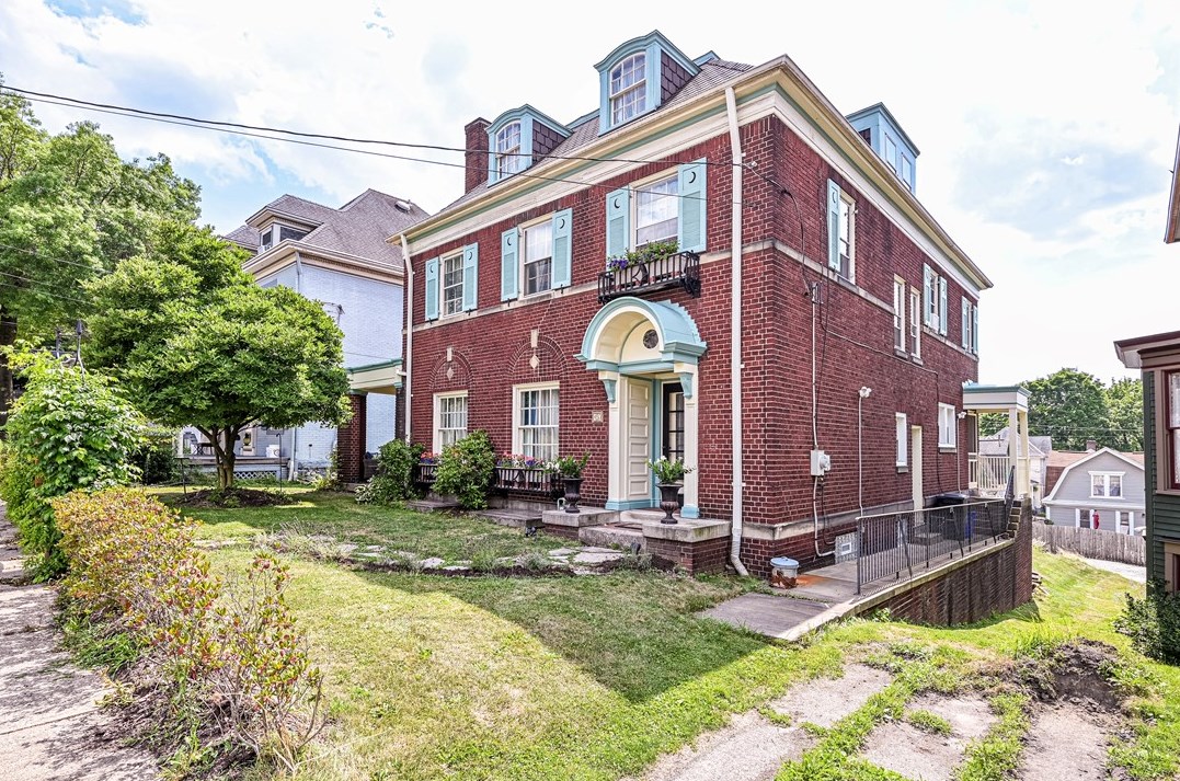 450 Main St, Greensburg, PA 15601-1870