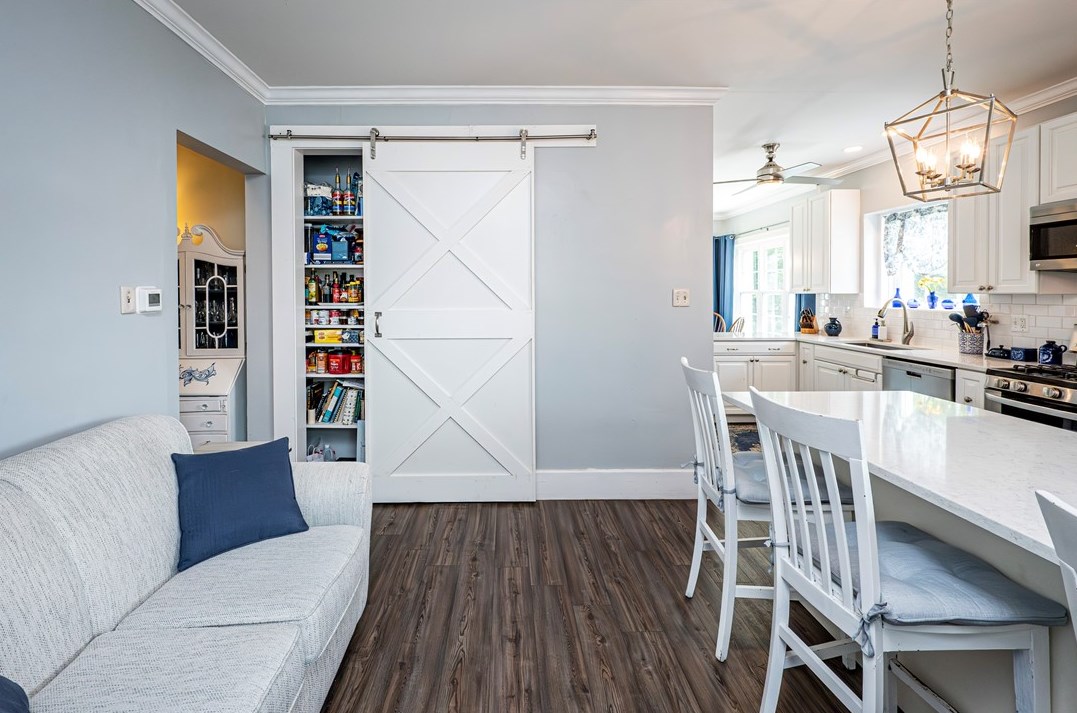 450 Main St, Greensburg PA 15601-1867 exterior