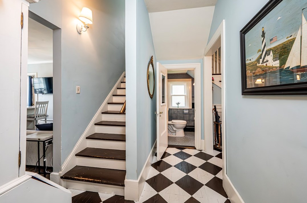 450 Main St, Greensburg PA 15601-1867 exterior