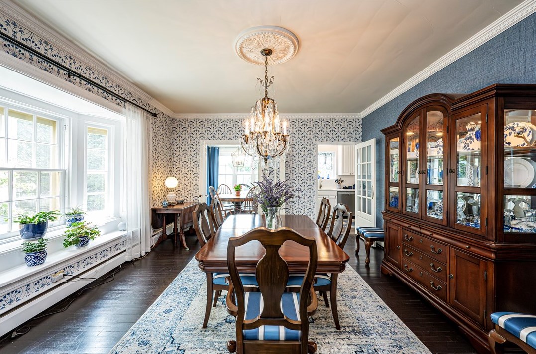 450 Main St, Greensburg PA 15601-1867 exterior