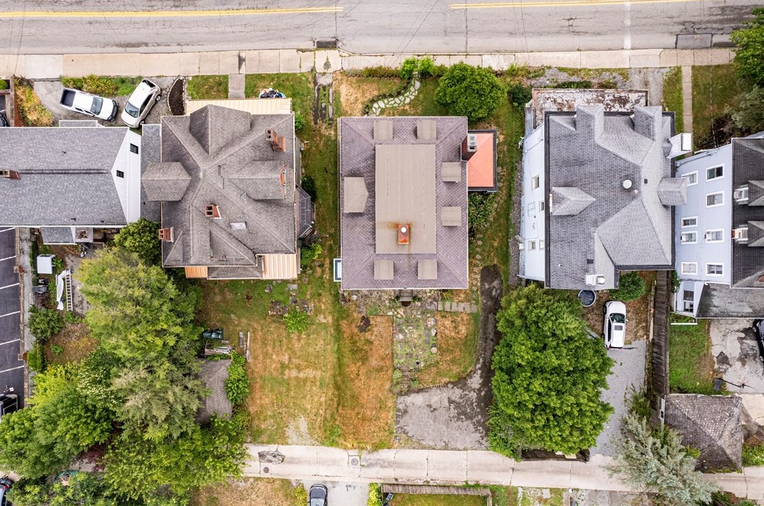 450 Main St, Greensburg PA 15601-1867 exterior