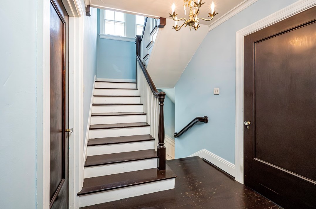 450 Main St, Greensburg PA 15601-1867 exterior