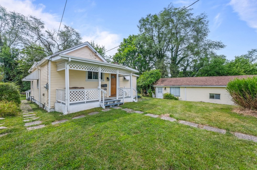 614 616 Fairview Ave, New Castle, PA 16101