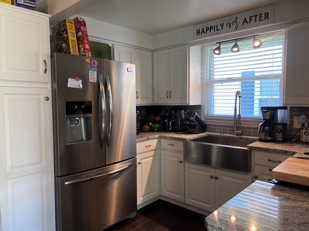 303 Rhodes Pl, New Castle, PA 16101