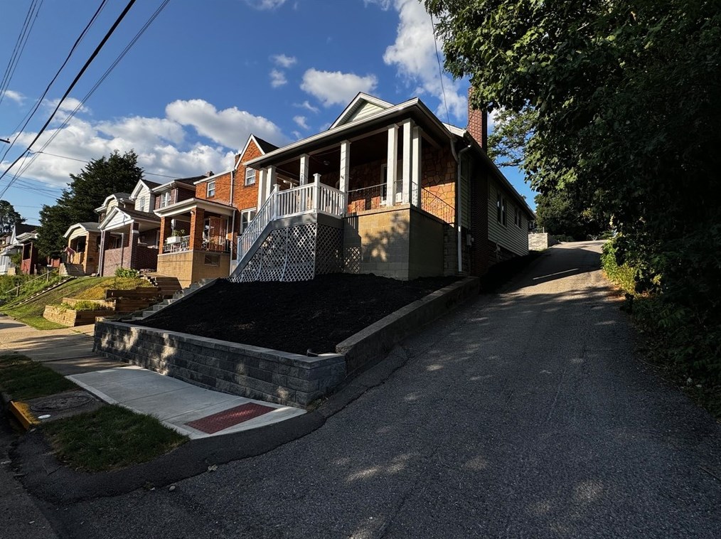 220 Lakewood Ave, Pittsburgh, PA 15229