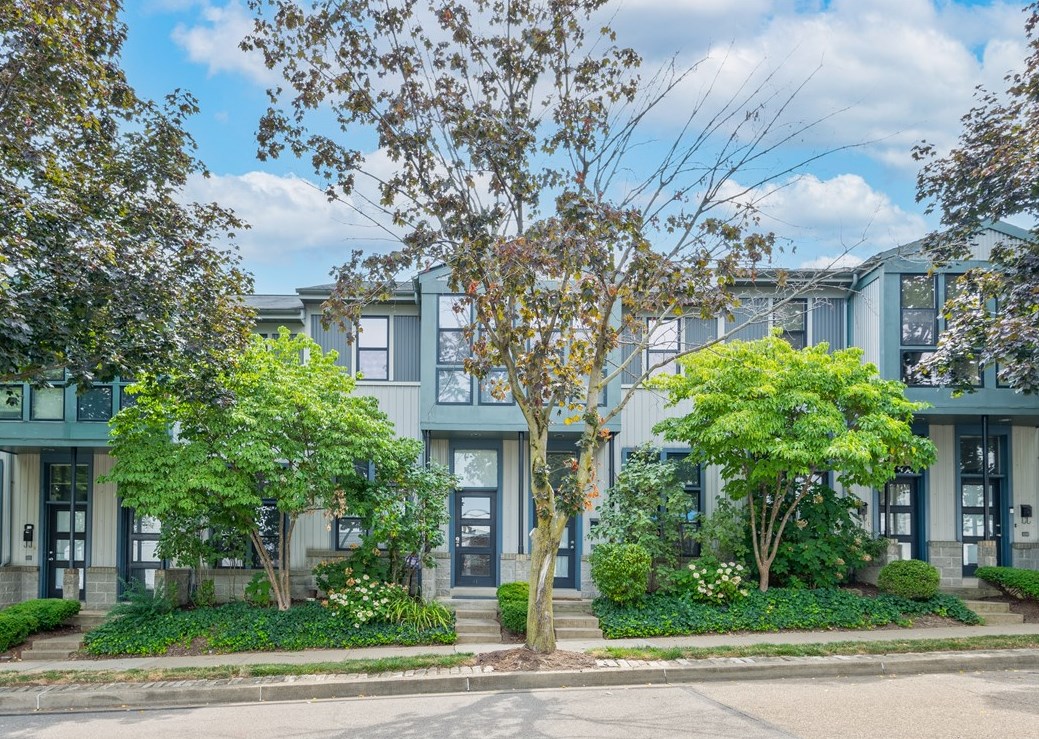 41 16th St, Pittsburgh, PA 15203-1595