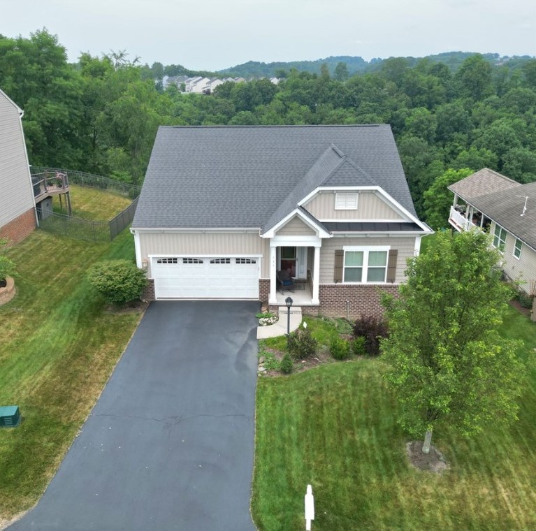 137 Buckingham Dr, Pittsburgh, PA 15237