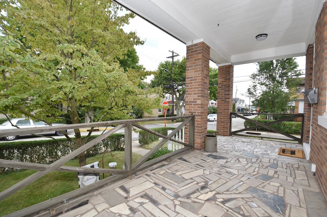 1201 Mississippi Ave, Pittsburgh, PA 15216-2521