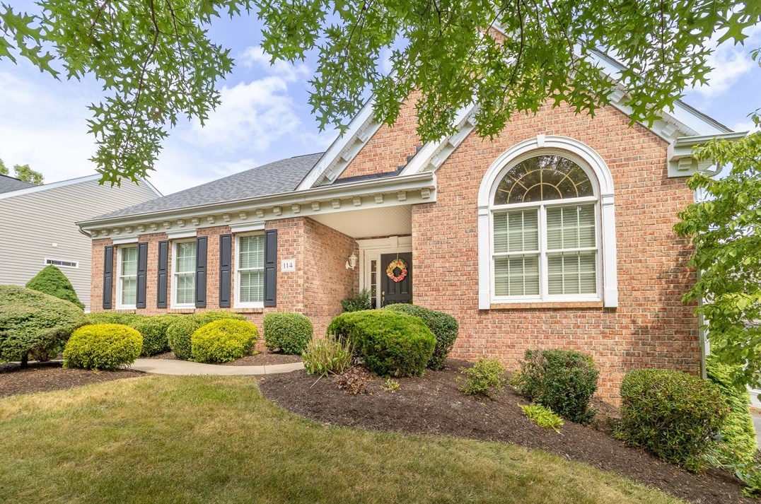 114 Driftwood Dr, Canonsburg, PA 15317