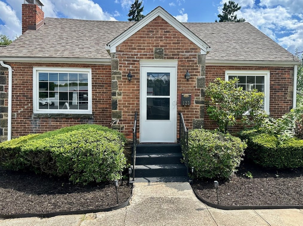 123 W Euclid, New Castle, PA 16105