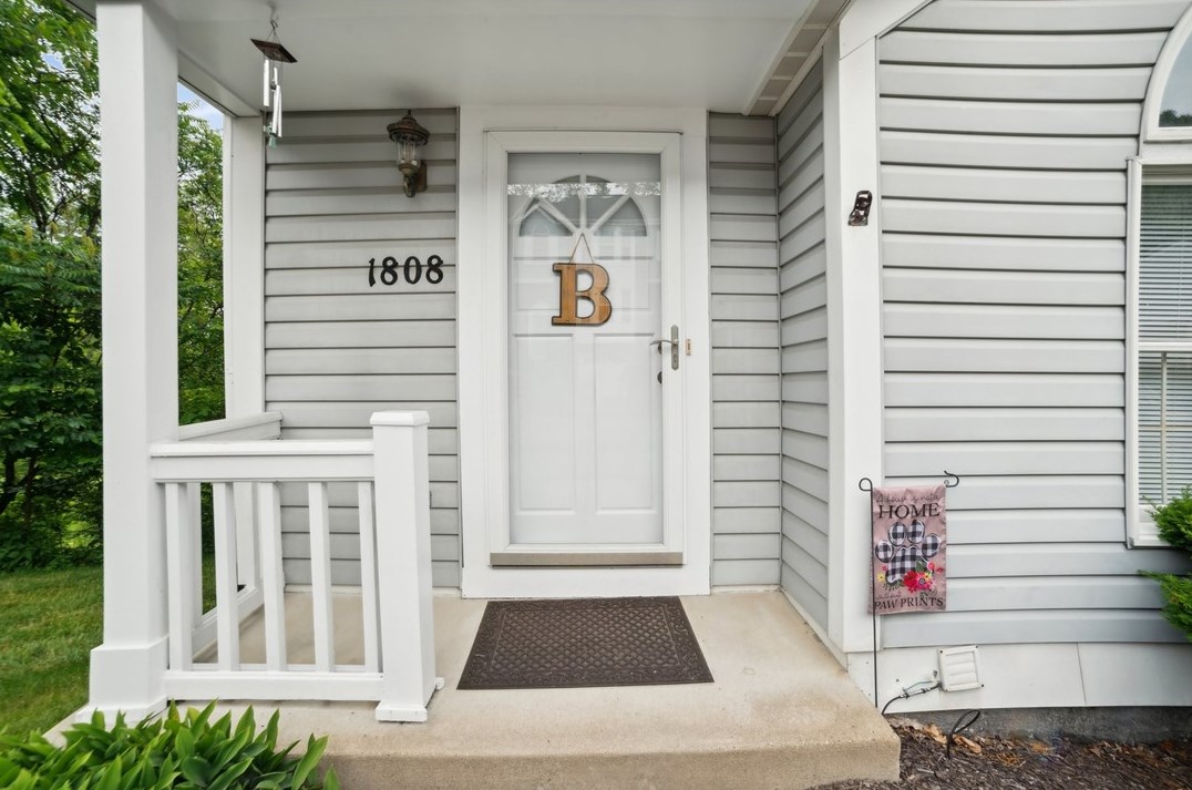1808 Timberidge Dr, Bethel Park, PA 15102