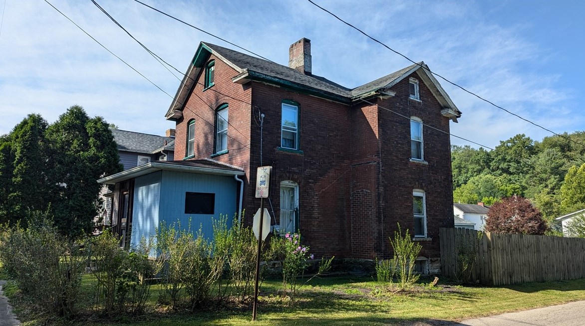 1902 Hamilton St, New Castle, PA 16101