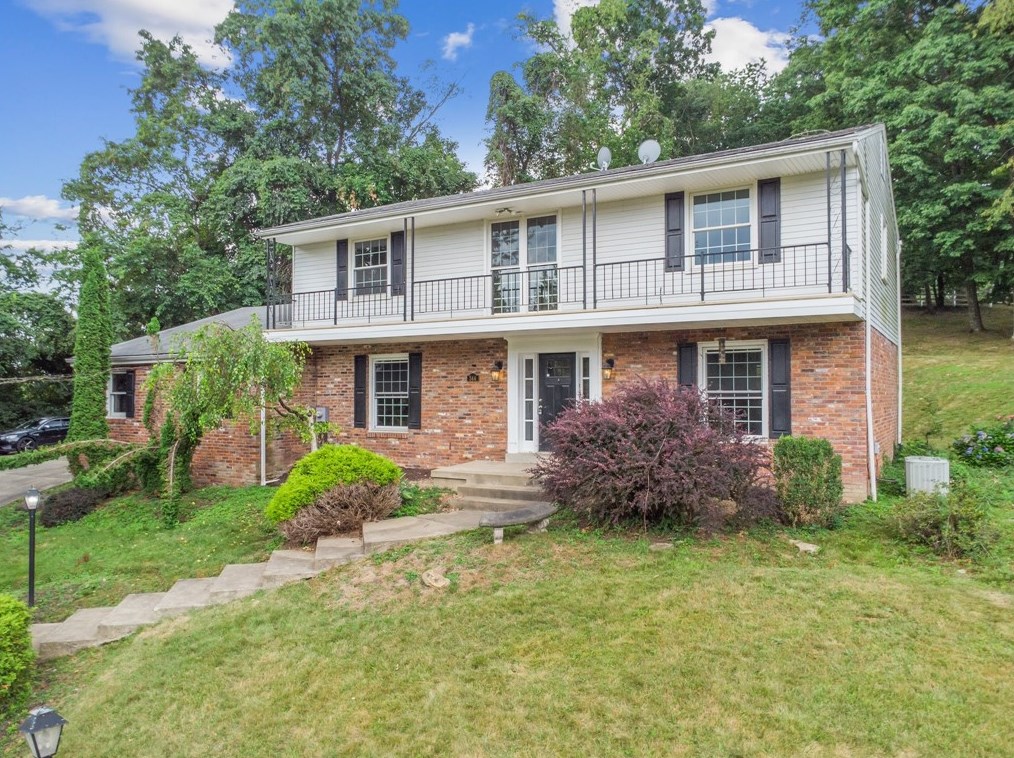 344 Hays Rd, Pittsburgh, PA 15241