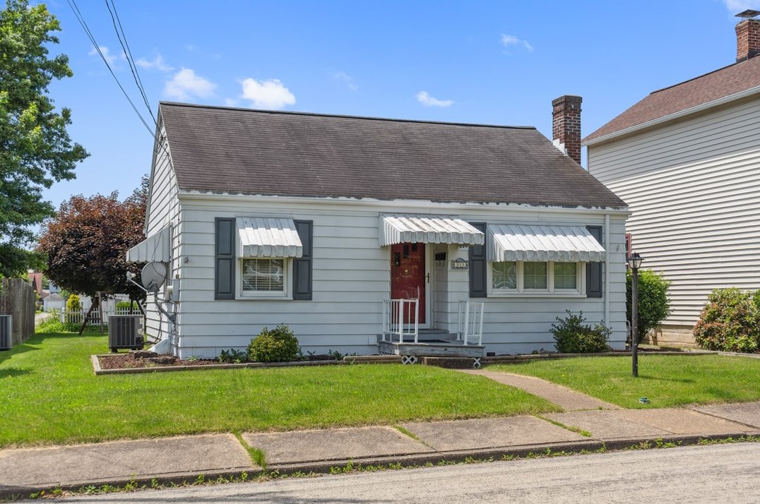 313 Tyler St, Latrobe, PA 15650