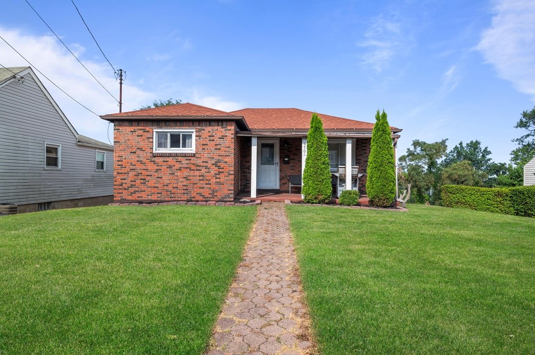 6708 Monroe Ave, Pittsburgh, PA 15122
