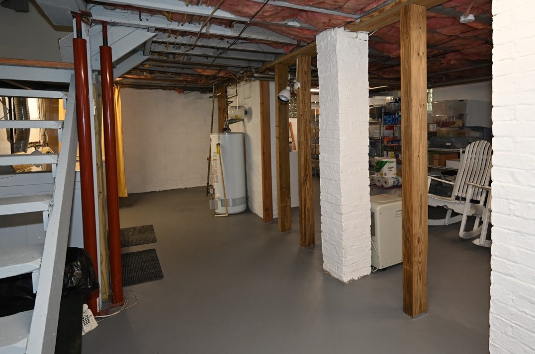 7432 Trevanion Ave, Pittsburgh PA 15218-1242 exterior