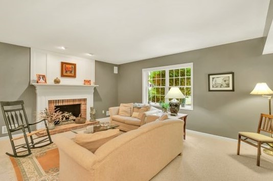 105 Boxwood Ct, Canonsburg, PA 15317