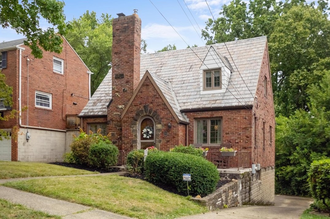 335 Jonquil Pl, Pittsburgh, PA 15228
