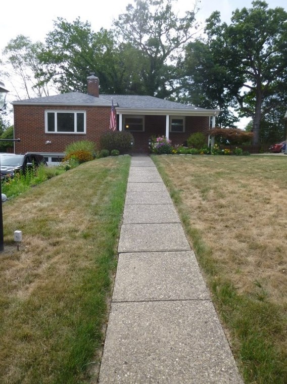 1835 Vollmer Dr, Glenshaw, PA 15116
