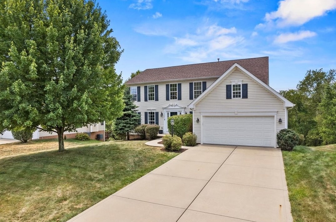 4326 Grandview Dr, Gibsonia, PA 15044