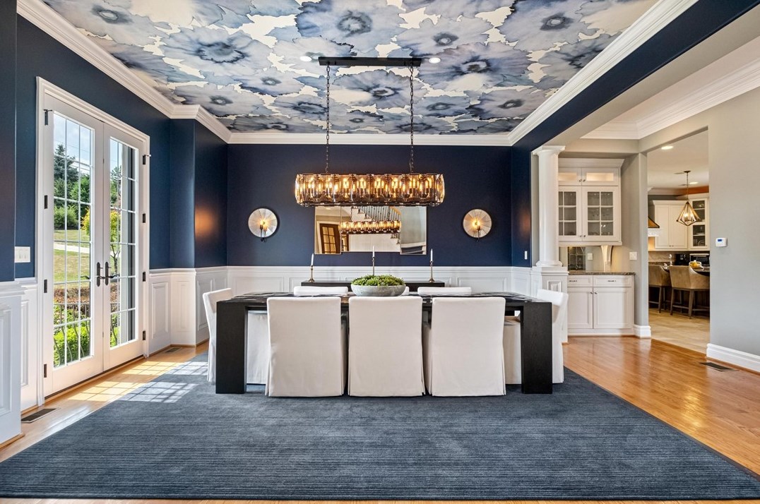 2230 Country Clb Dr, Pittsburgh PA 15235-4114 exterior