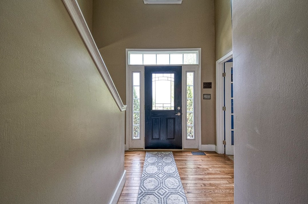 2034 Eagle Ridge Dr, Valencia, PA 16059