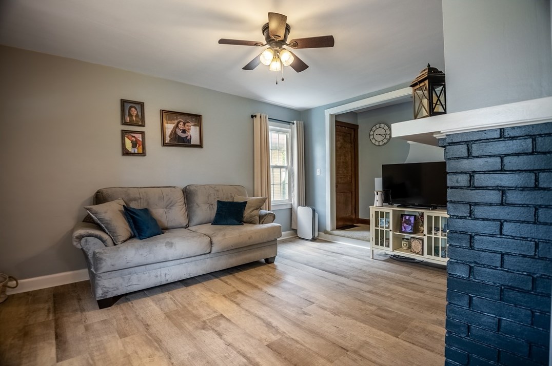 1709 W Ridge Ave, Hermitage, PA 16150
