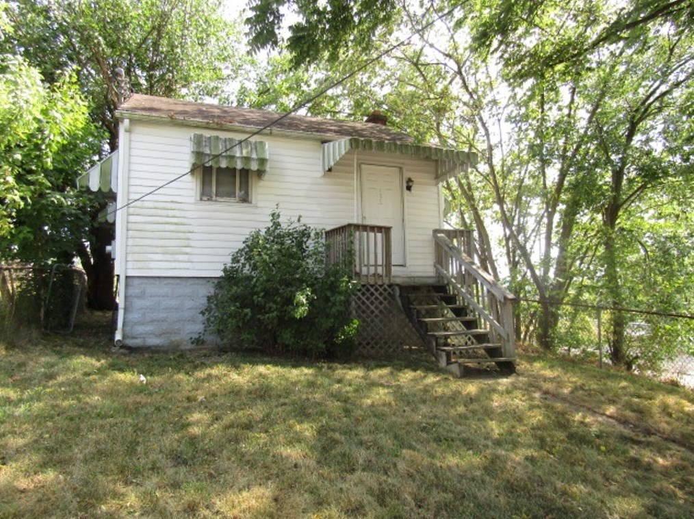 185 Caldwell Ave, Washington, PA 15301