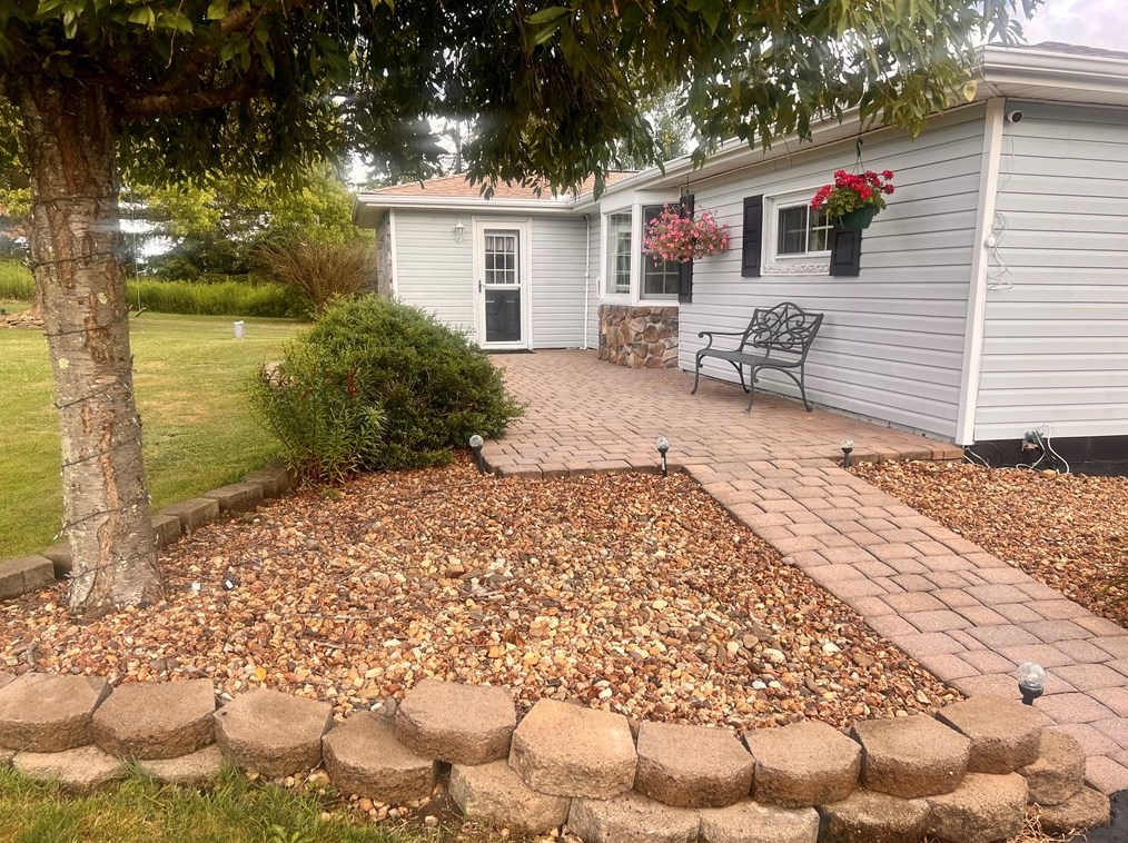 281 Buchanan Rd, Normalville, PA 15469