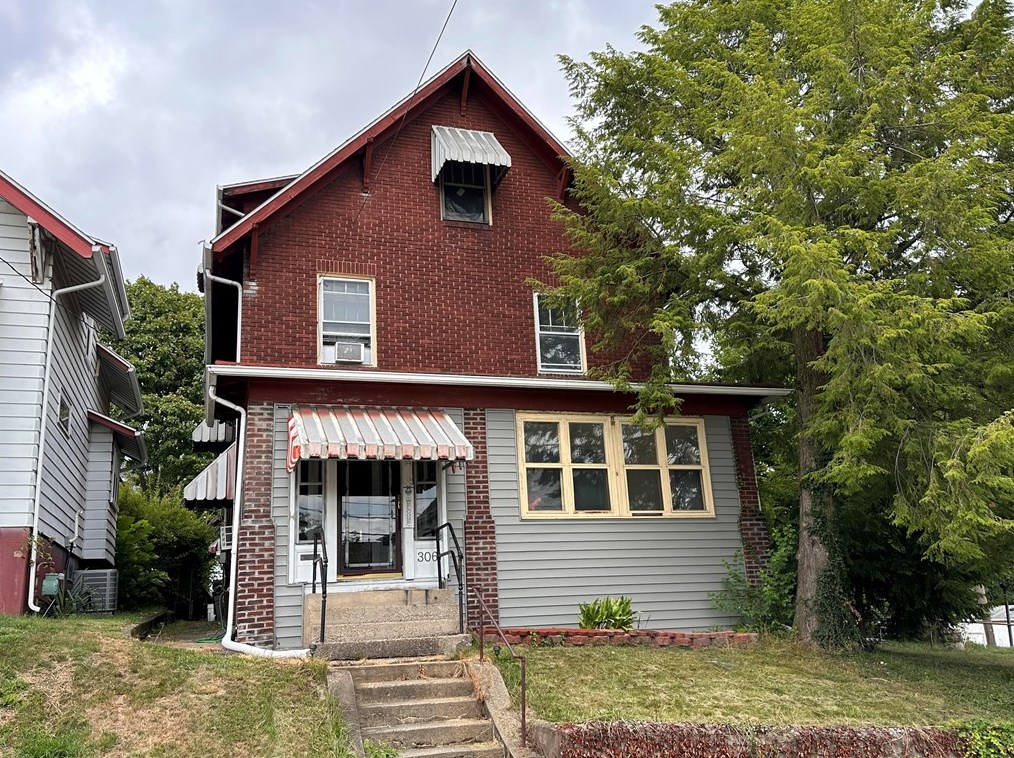 306 Shirls Ave, Washington, PA 15301